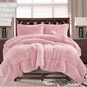 Cubrecamas con bordados